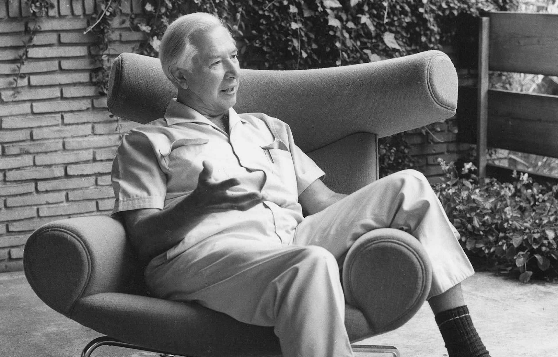 Hans J. Wegner: modernismo, artigianato e funzionalità nelle sue sedie